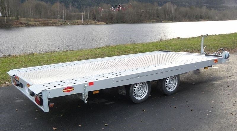 Böckmann AH 4320/35, førsteklasses 3.5t biltransporter